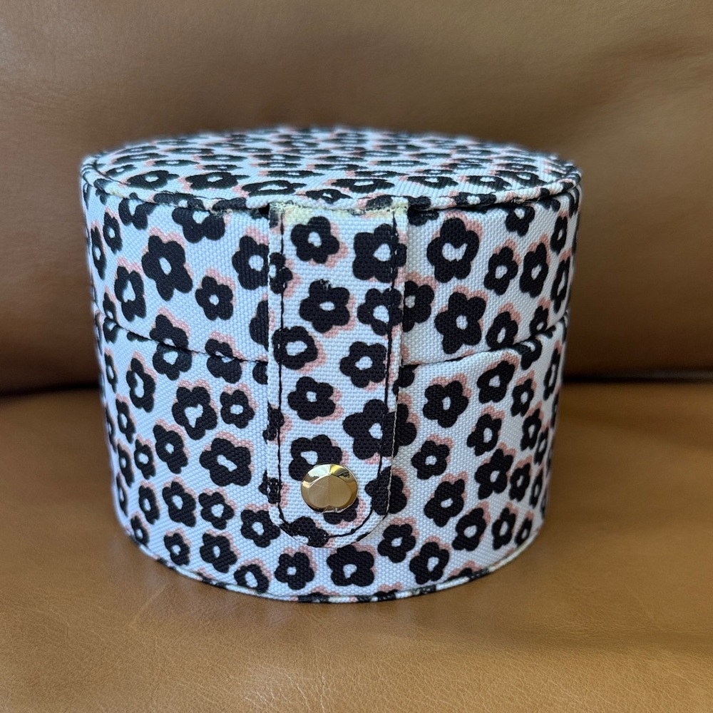 KATE SPADE NEW YORK Flair Flora Travel Jewelry Organizer Floral Leopard